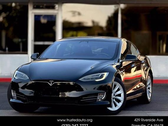TESLA MODEL S 2018 5YJSA1E22JF293666 image